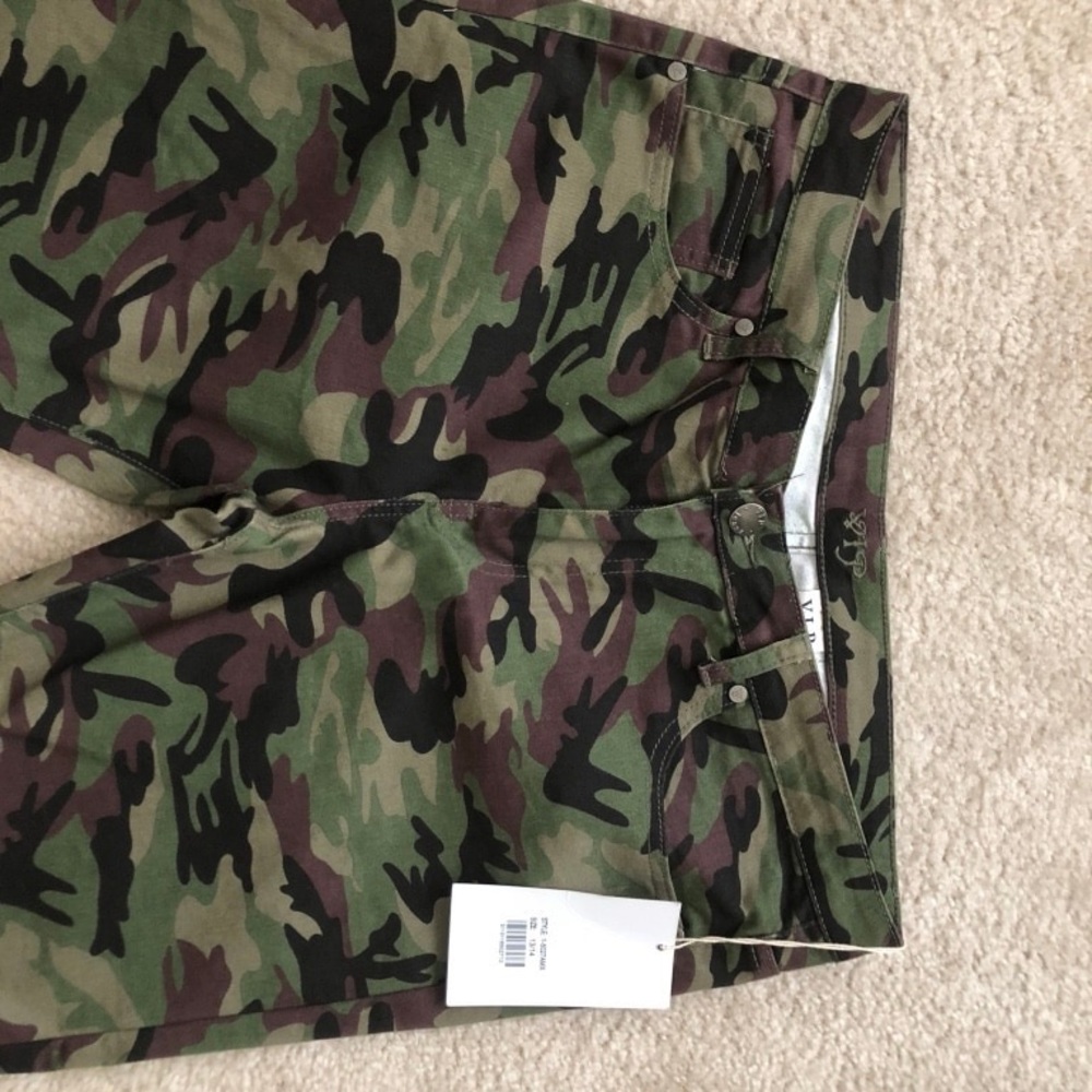 Camo pants